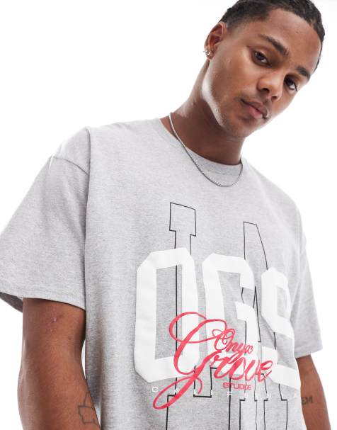 Camiseta corta gris extragrande con estampado de ciudad en el pecho de ASOS DESIGN - view 1