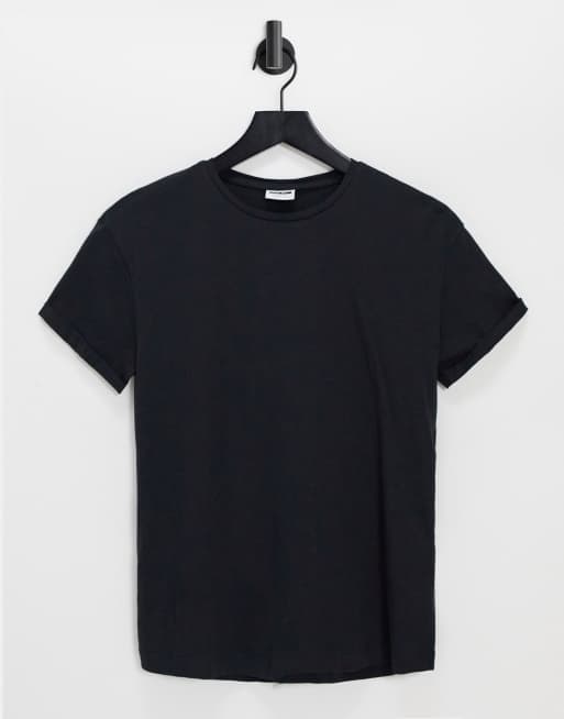 Camiseta de cuello redondo en negro de Noisy May