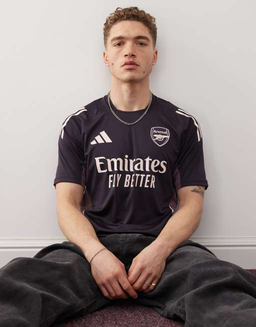 Camiseta de entrenamiento morado oscuro con diseño del Arsenal de adidas Football