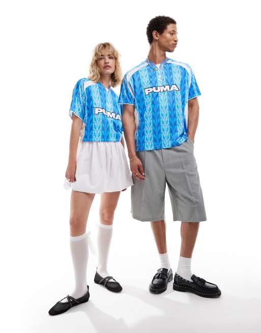 Camiseta de fútbol azul y blanca con estampado retro de PUMA, 4 de 4