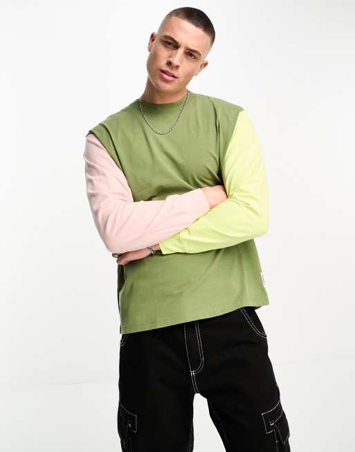 Camiseta de manga larga con diseño color block y logo pequeño de Levi's