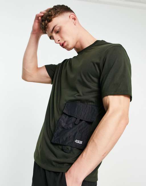 Camiseta deportiva de corte sencillo con bolsillo utilitario de ASOS 4505
