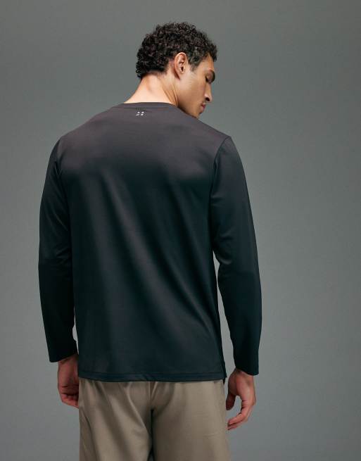 Camiseta deportiva negra de manga larga de malla de secado rápido Icon de 4505, 4 de 5