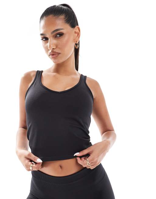 Camiseta deportiva negra de tirantes con cuello de pico y sujetador integrado sin costuras de 4505 