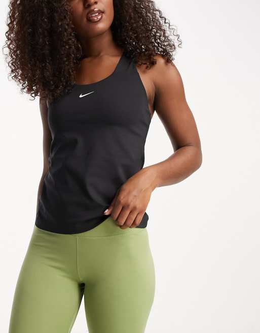 Camiseta deportiva negra sin mangas con sujetador de sujeción media incorporado y logo Dri-FIT de Nike Training