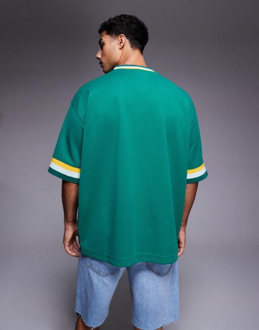 Camiseta deportiva verde con cuello de pico y logo de ICECREAM, 3 de 5
