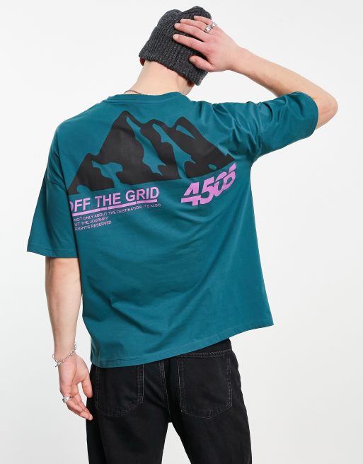 Camiseta extragrande con estampado de montaña en la espalda de ASOS 4505