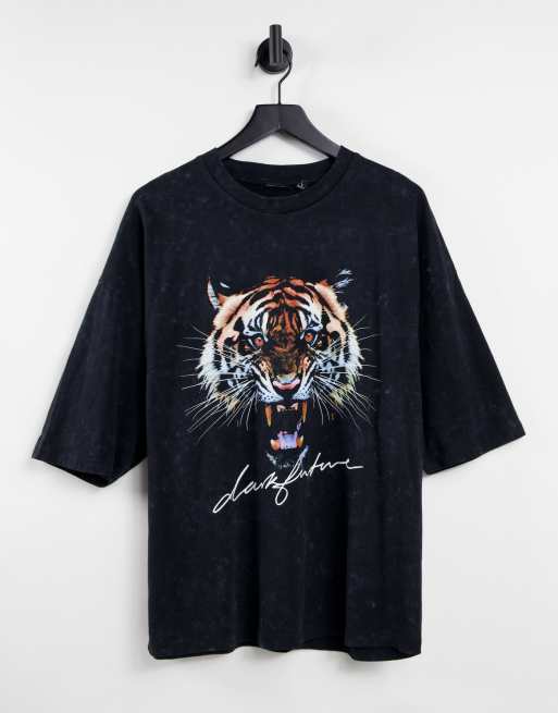 Camiseta extragrande con lavado negro, estampado gráfico de tigre en la parte delantera de ASOS Dark Future