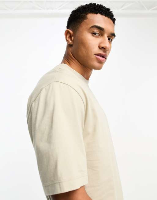 Camiseta extragrande en color piedra de River Island