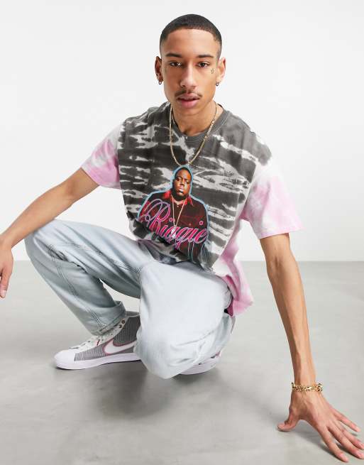 Camiseta extragrande rosa con efecto tie dye y estampado Biggie Smalls de Mennace