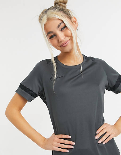 Mujer Tops | Camiseta gris Academy Dry de Nike Football - HC27141