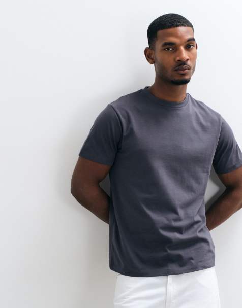 Camiseta gris carbón básica de corte estándar Essentials de ASOS DESIGN - view 1