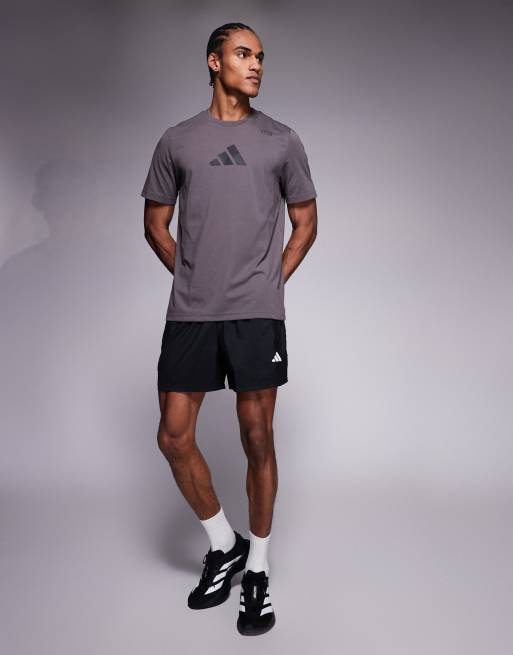 Camiseta gris carbón con estampado en la espalda de adidas Training, 2 de 5