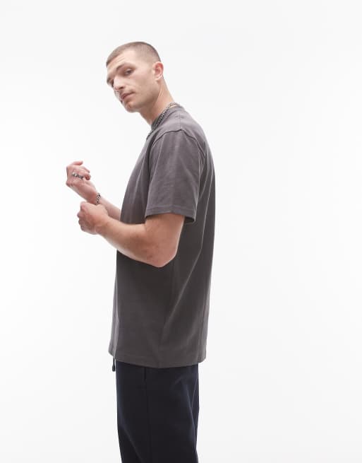 Camiseta gris carbón extragrande de Topman