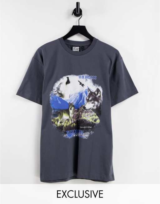 Camiseta gris carbón extragrande unisex con estampado gráfico de lobo de algodón de Reclaimed Vintage Inspired - CHARCOAL