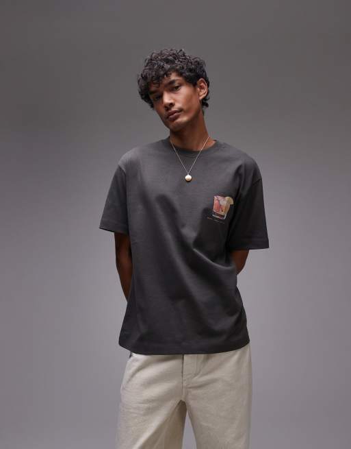 Camiseta gris carbón holgada con estampado de negroni en la parte delantera y trasera de Topman, 2 de 4