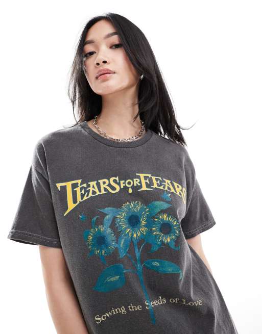 Camiseta gris carbón holgada con estampado gráfico de girasoles y texto 