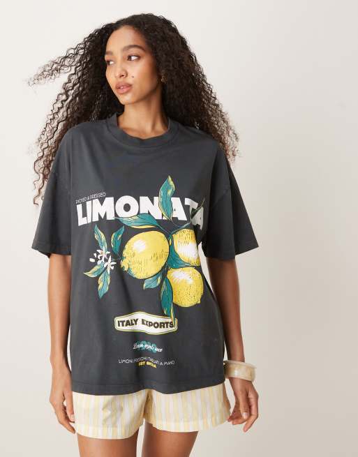 Camiseta gris carbón lavado extragrande con estampado gráfico de limones de ASOS DESIGN