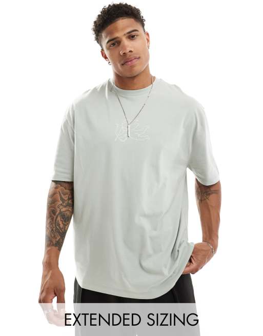 Camiseta gris claro extragrande con estampado de querubín en el pecho de ASOS DESIGN