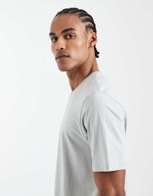 Camiseta gris con logo pequeño de JJ Rebel, 4 de 5