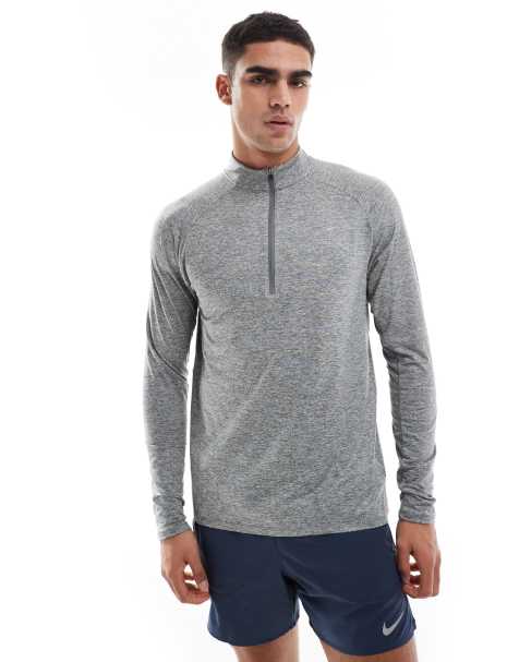 Camiseta gris de manga larga con media cremallera Dri-FIT Stride de Nike Running - view 1