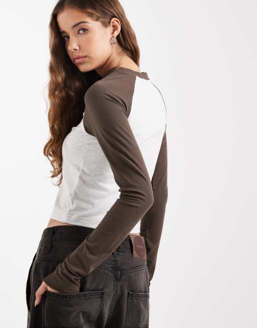 Camiseta gris de manga larga raglán de Daisy Street, 4 de 4