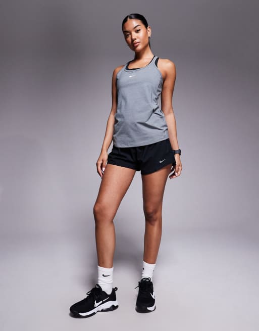 Camiseta gris de tirantes Dri-FIT de Nike One Training, 3 de 4