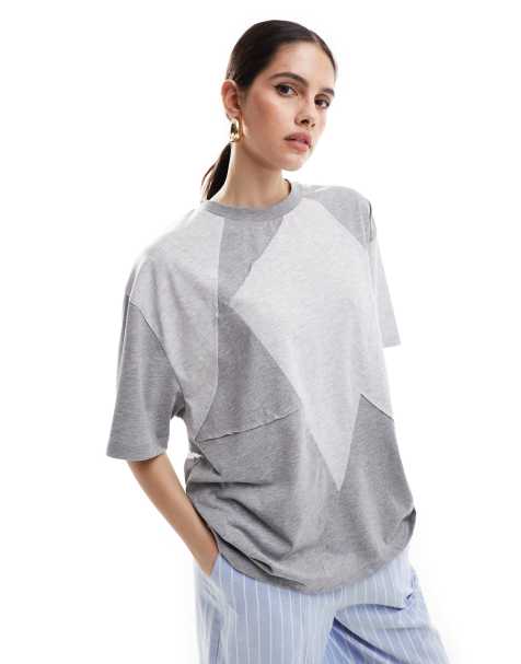 Camiseta gris hielo jaspeado con diseño patchwork de ASOS DESIGN - view 1