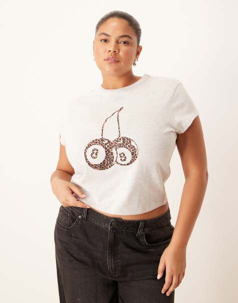 Camiseta gris jaspeado con diseño encogido y estampado gráfico de cerezas con fondo de leopardo de ASOS DESIGN Curve - view 1
