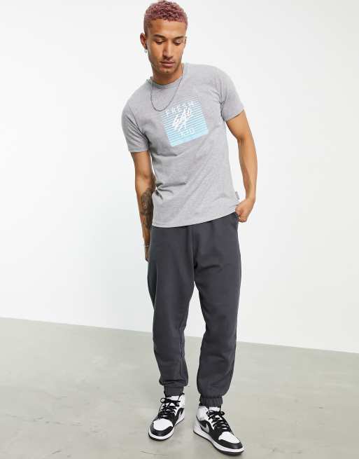 Camiseta gris jaspeado con recuadro con logo Mirage de Fresh Ego Kid, 4 de 4