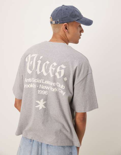 Camiseta gris jaspeado de corte cuadrado con estampado gráfico de texto gótico de ASOS DESIGN - view 1