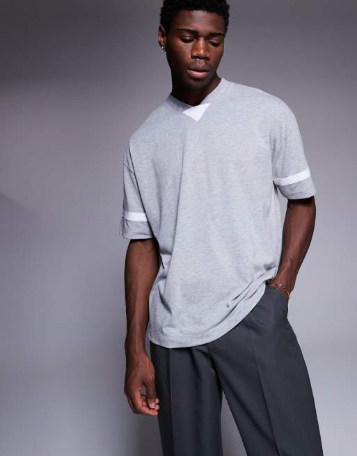 Camiseta gris jaspeado extragrande con cuello de pico y panel en contraste de ASOS DESIGN