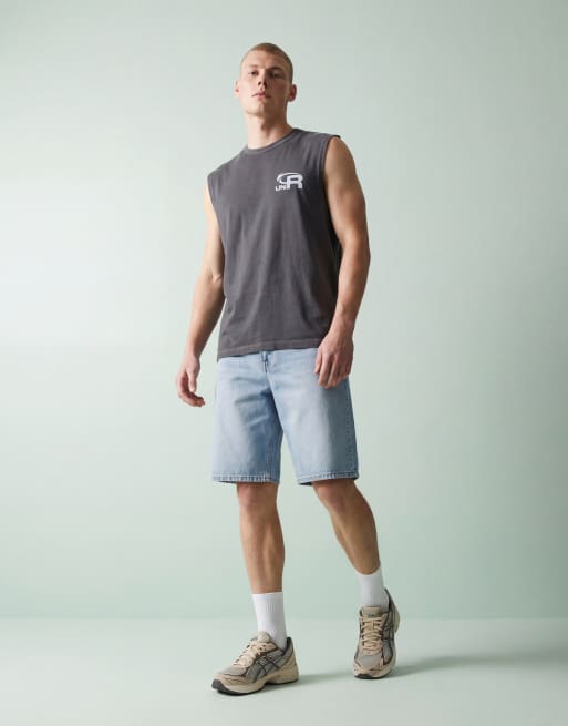 Camiseta gris lavado extragrande sin mangas con estampado gráfico de texto de tejido grueso de ASOS DESIGN, 10 de 12