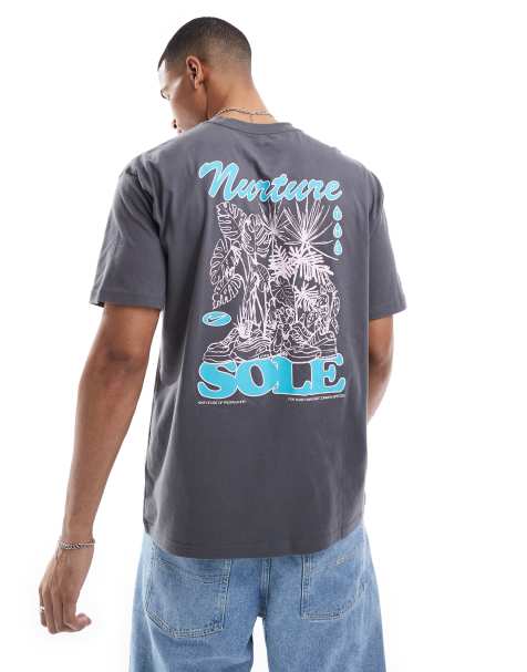 Camiseta gris oscuro con estampado gráfico de Nike - view 1