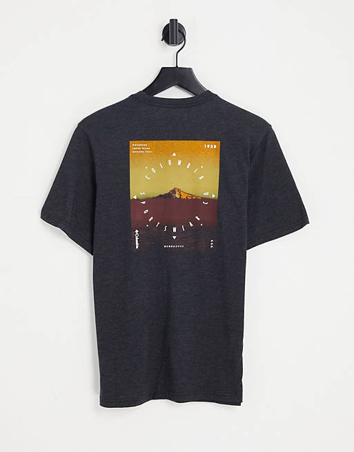 Hombre Tops | Camiseta gris oscuro High Dune Graphic II de Columbia - VW32573