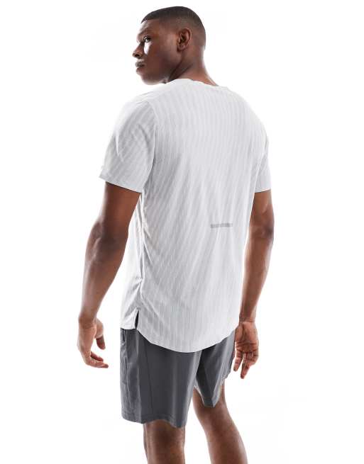 Camiseta gris plateado y blanca Adi365 Climacool+ de adidas Running , 4 de 4