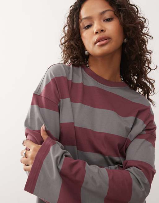 Camiseta gris y burdeos a rayas extragrande de manga larga exclusiva en ASOS de Weekday, 4 de 4