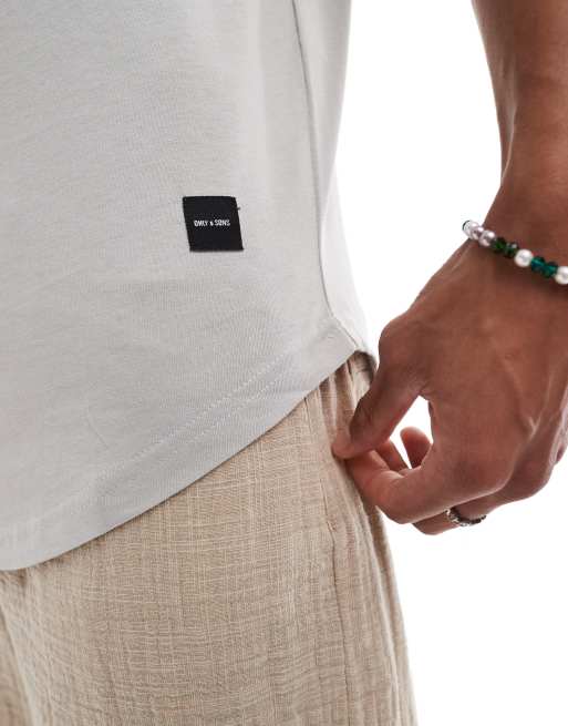 Camiseta larga gris melange con bajo redondeado de Only & Sons , 2 de 4
