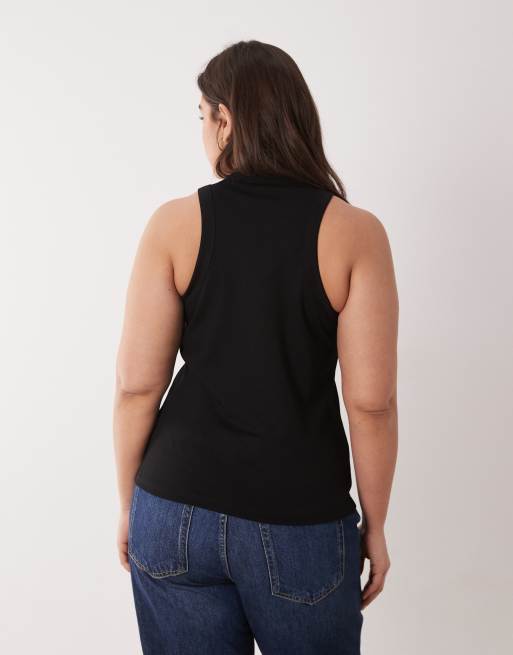 Camiseta larga negra sin mangas con espalda de nadadora de ASOS DESIGN Curve, 4 de 4