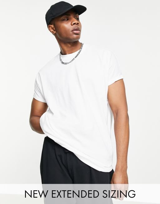 Camiseta larga y extragrande con cuello redondo y manga remangada en blanco de ASOS DESIGN