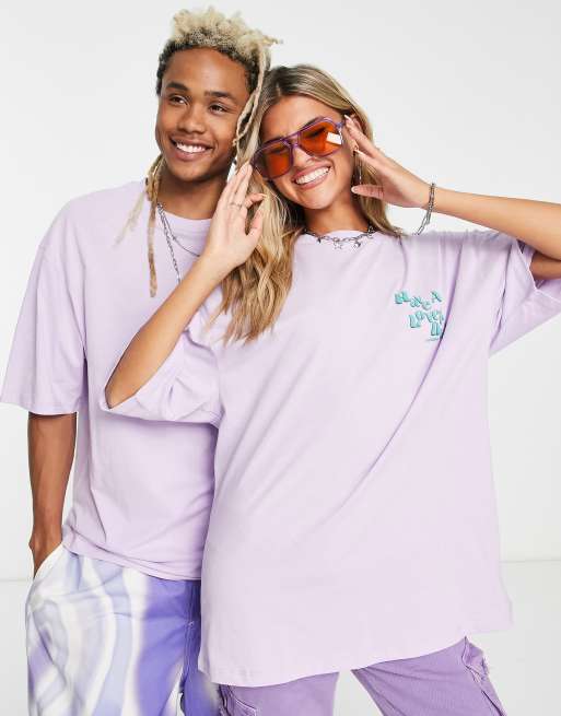 Camiseta lila extragrande con estampado 
