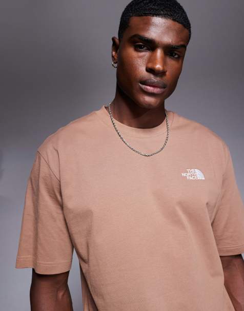 Camiseta marrón básica extragrande con logo en el pecho Essential de The North Face - view 1