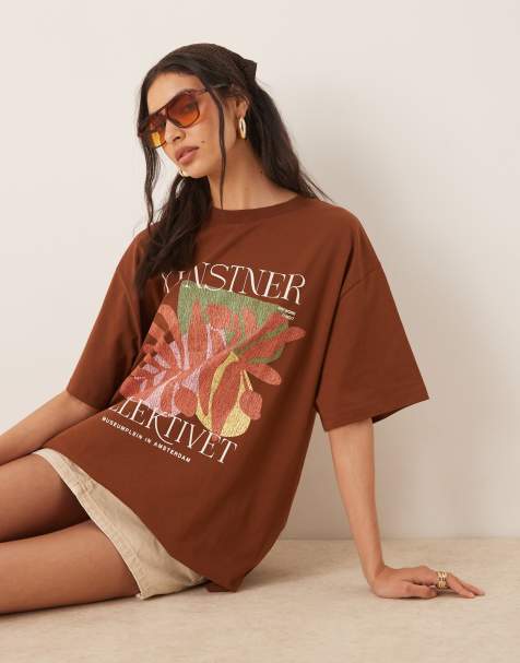 Camiseta marrón chocolate extragrande con estampado gráfico artístico de ASOS DESIGN - view 1