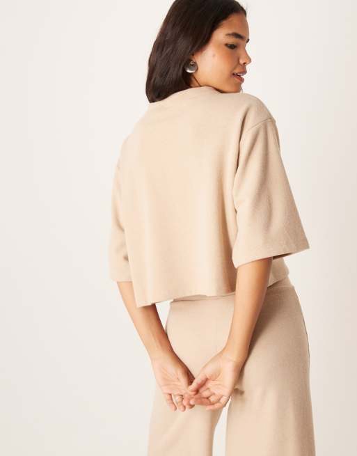 Camiseta marrón claro topo de corte cuadrado extragrande de tejido muy suave de ASOS DESIGN (parte de un conjunto) , 2 de 4