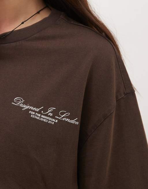 Camiseta marrón con lavado ácido y logo de COLLUSION, 3 de 4