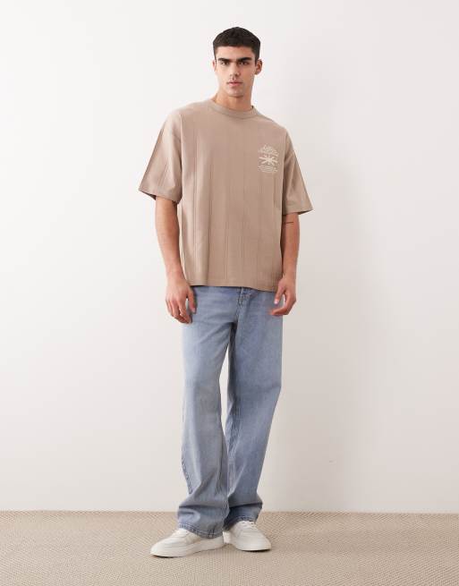 Camiseta marrón extragrande con estampado abullonado de tejido grueso texturizado de ASOS DESIGN, 5 de 5