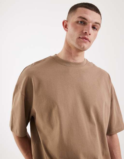 Camiseta marrón extragrande con hombros caídos de tejido grueso de ASOS DESIGN , 5 de 5