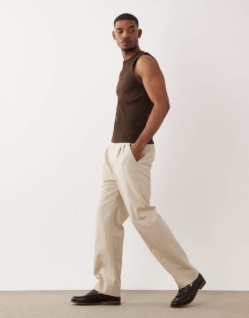 Camiseta marrón oscuro ajustada sin mangas con cuello panadero de canalé de ASOS DESIGN, 2 de 5