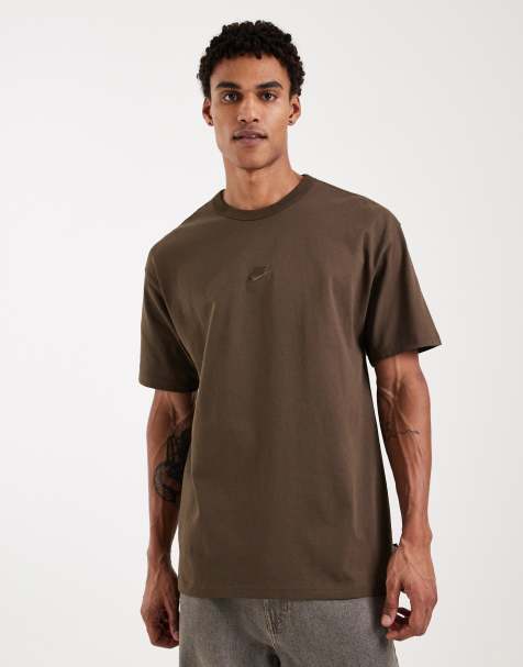 Camiseta marrón oscuro básica de Nike Premium Essentials - view 1