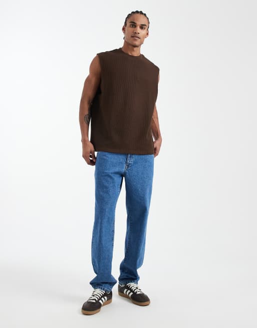 Camiseta marrón sin mangas extragrande de tejido grueso gofrado de ASOS DESIGN, 2 de 5